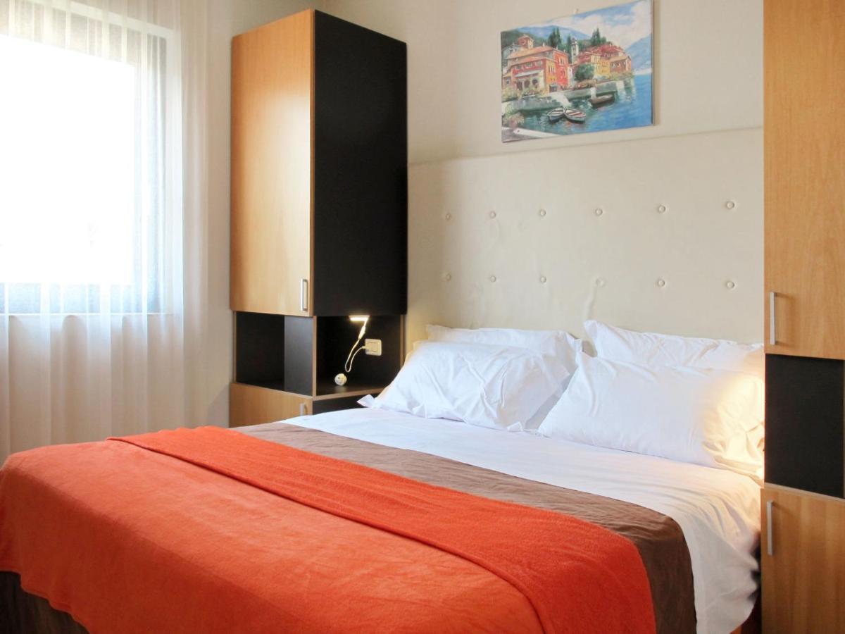 Apartment Belvedere Village-4 By Interhome Castelnuovo del Garda Luaran gambar